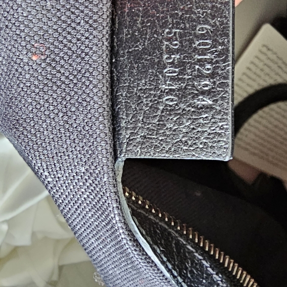gently used Gucci Duffle Bag with Original Dust-bag Pride. Only worn 2 times. - Picture 8 of 12